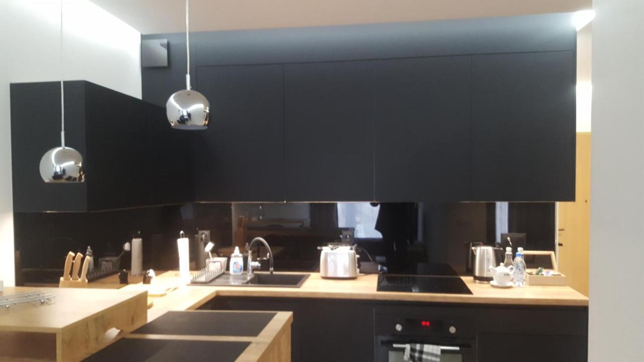 Apartament Skarbowa 2 & Parking Leszno  Ngoại thất bức ảnh