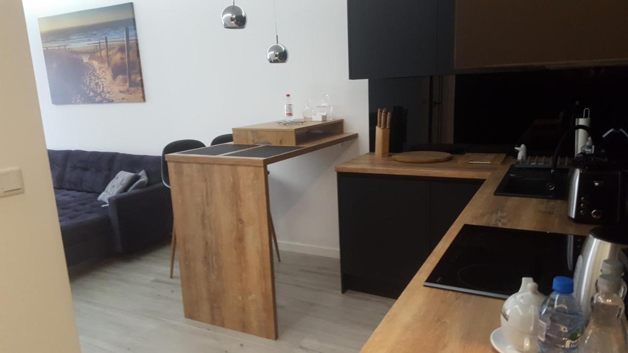 Apartament Skarbowa 2 & Parking Leszno  Ngoại thất bức ảnh