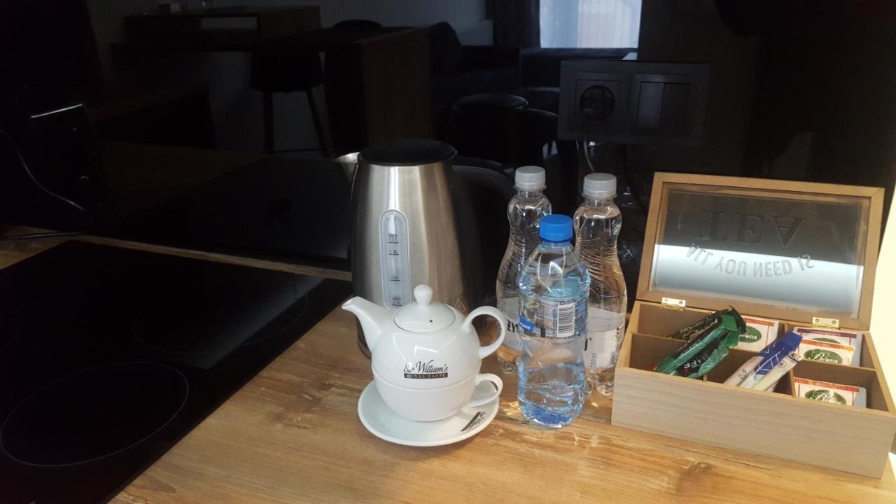 Apartament Skarbowa 2 & Parking Leszno  Ngoại thất bức ảnh