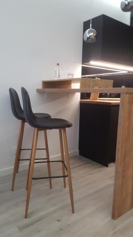 Apartament Skarbowa 2 & Parking Leszno  Ngoại thất bức ảnh
